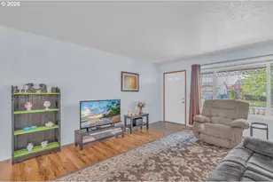 1104 Stanfield Rd, Woodburn, OR 97071 - Photo 4