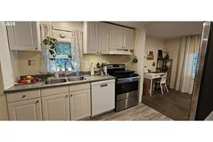 32700 SE Leewood Ln, Boring, OR 97009 - Photo 16