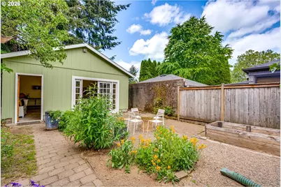 6351 NE 34th Ave, Portland, OR 97211 - Photo 26