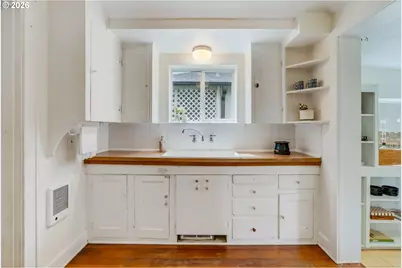 6351 NE 34th Ave, Portland, OR 97211 - Photo 8