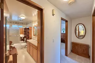 1662 Umpqua Rd, Woodburn, OR 97071 - Photo 8
