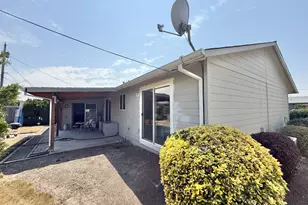 1662 Umpqua Rd, Woodburn, OR 97071 - Photo 14
