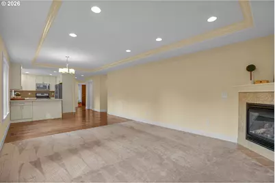 813 NE 194th Ave, Portland, OR 97230 - Photo 10