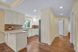 813 NE 194th Ave, Portland, OR 97230 - Photo 12
