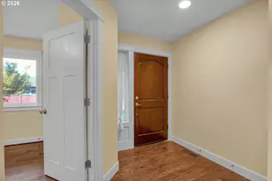 813 NE 194th Ave, Portland, OR 97230 - Photo 32