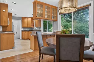 10408 SW 53rd Ave, Portland, OR 97219 - Photo 14