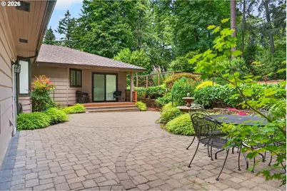 10408 SW 53rd Ave, Portland, OR 97219 - Photo 36