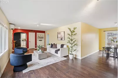 330 NW 14th St, McMinnville, OR 97128 - Photo 8