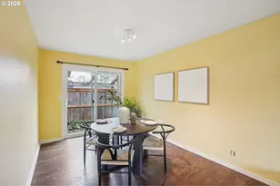 330 NW 14th St, McMinnville, OR 97128 - Photo 10