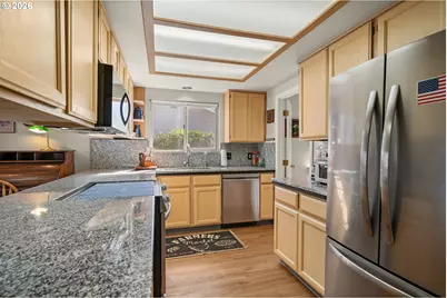 520 Velopa Ct, Brookings, OR 97415 - Photo 6