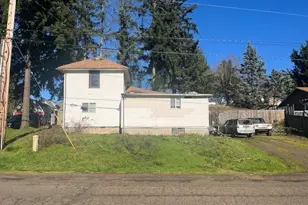 395 S Larch Pl, Yamhill, OR 97148 - Photo 16