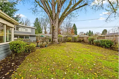 341 Ransom Ct, Eugene, OR 97401 - Photo 38