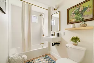 2371 SE 51st Ave, Portland, OR 97215 - Photo 4