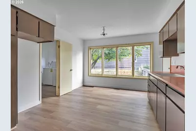 7626 SE Carlton St, Portland, OR 97206 - Photo 8