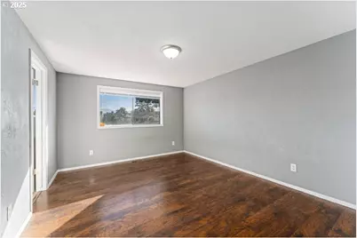3046 Crystal Mountain Ave, Medford, OR 97504 - Photo 16