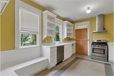 71 NE San Rafael St, Portland, OR 97035 - Photo 22