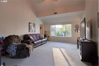4202 NE Everett Ct, Camas, WA 98607 - Photo 14