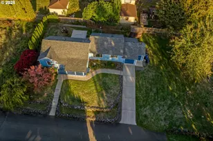 4202 NE Everett Ct, Camas, WA 98607 - Photo 4