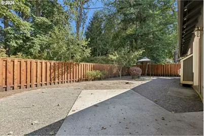 875 NE Eaglenest Ct, Hillsboro, OR 97124 - Photo 40