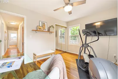 1533 NE Holman St, Portland, OR 97211 - Photo 14