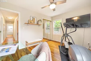 1533 NE Holman St, Portland, OR 97211 - Photo 14