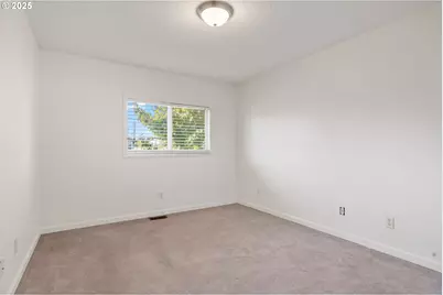 2235 Hoyt St, Salem, OR 97302 - Photo 10