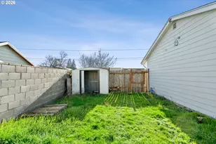 2235 Hoyt St, Salem, OR 97302 - Photo 20