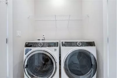 8275 SE Blanton St, Hillsboro, OR 97123 - Photo 38