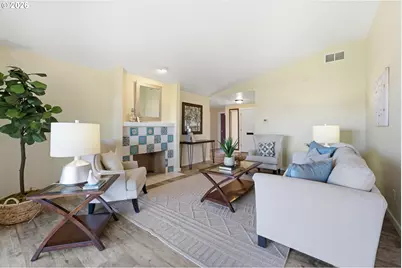 2115 NE 158th Pl, Portland, OR 97230 - Photo 12