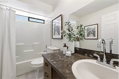 2115 NE 158th Pl, Portland, OR 97230 - Photo 28