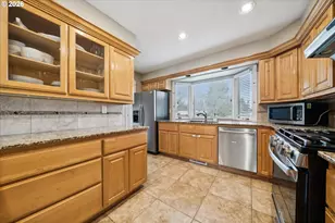 10634 SW Cook Ln, Portland, OR 97223 - Photo 10