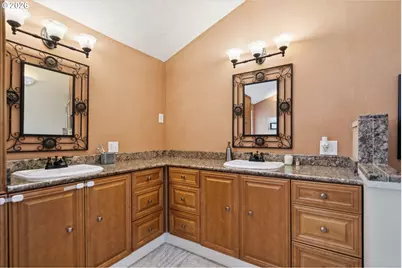 10634 SW Cook Ln, Portland, OR 97223 - Photo 22
