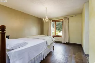 370 SW 4th St, Gresham, OR 97080 - Photo 16