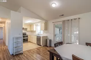 4216 Stella St, Roseburg, OR 97471 - Photo 10