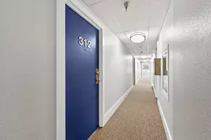 1829 NW Lovejoy St, Portland, OR 97209 - Photo 8