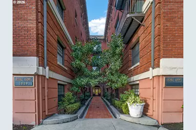 1829 NW Lovejoy St #312, Portland, OR 97209 - Photo 2