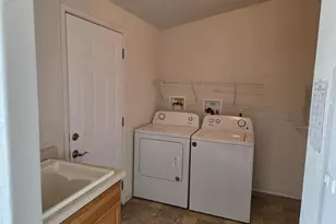 647 Highland Vista Ln, Roseburg, OR 97471 - Photo 26