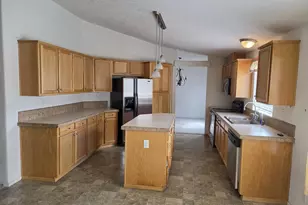 647 Highland Vista Ln, Roseburg, OR 97471 - Photo 12