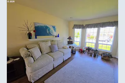 2383 Oregon Ave, North Bend, OR 97459 - Photo 8