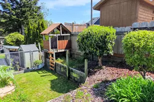 2383 Oregon Ave, North Bend, OR 97459 - Photo 40