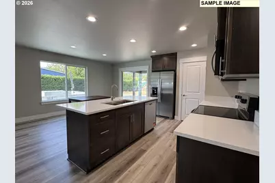 1117 Laura St, Myrtle Creek, OR 97457 - Photo 8