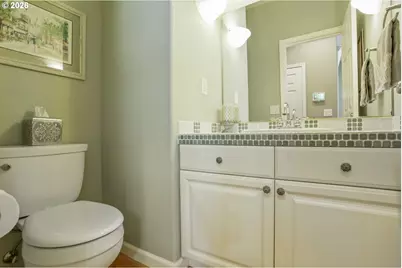 1246 NE Parks Edge Cir, Hillsboro, OR 97124 - Photo 28