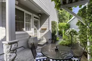 1246 NE Parks Edge Cir, Hillsboro, OR 97124 - Photo 34