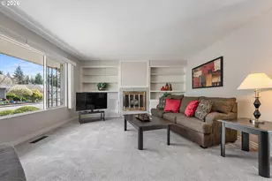 16375 SW Royalty Pkwy, King City, OR 97224 - Photo 4