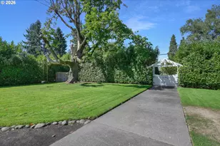 850 E Beacon Dr, Eugene, OR 97404 - Photo 38