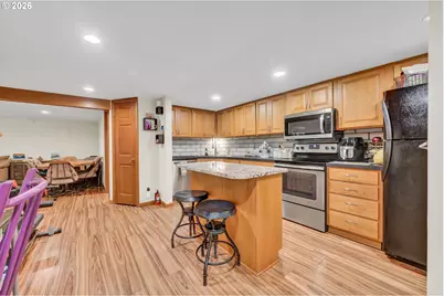 850 E Beacon Dr, Eugene, OR 97404 - Photo 22