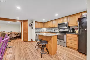 850 E Beacon Dr, Eugene, OR 97404 - Photo 22