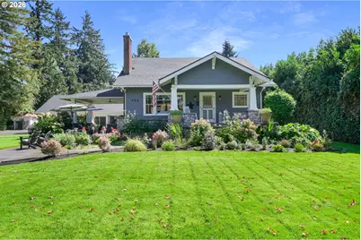 850 E Beacon Dr, Eugene, OR 97404 - Photo 2