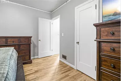 3303 SE 129th Ave, Portland, OR 97236 - Photo 18