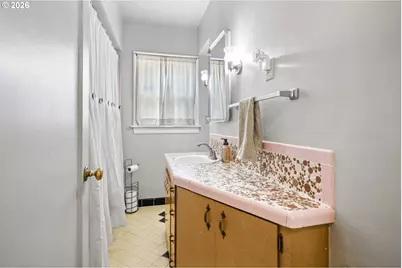 3303 SE 129th Ave, Portland, OR 97236 - Photo 20